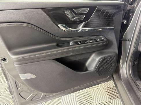 Used 2022 Lincoln Corsair FWD image 14