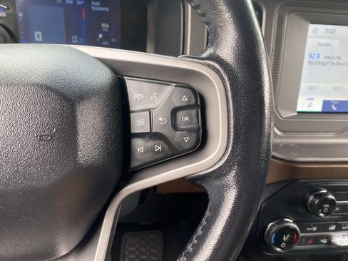 Used 2022 Ford Bronco Outer Banks AWD/4WD image 25