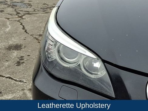 Used 2010 BMW 528i xDrive Sedan image 11