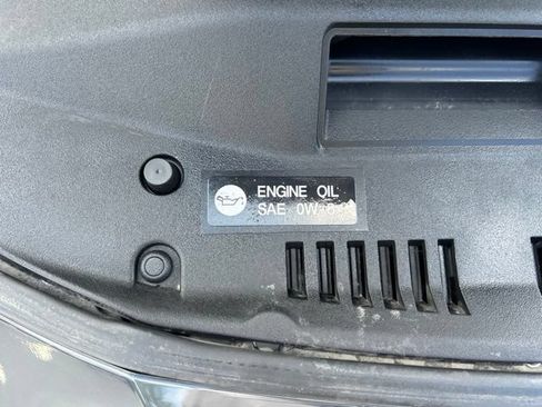Used 2025 Toyota Camry SE FWD image 14