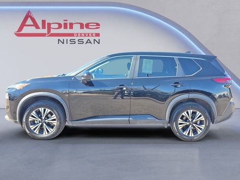 Used 2023 Nissan Rogue SV FWD image 2