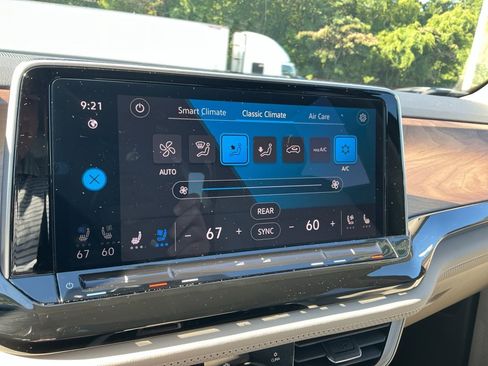 Certified 2026 Volkswagen Atlas SE w/ Panoramic Sunroof Package AWD/4WD image 22