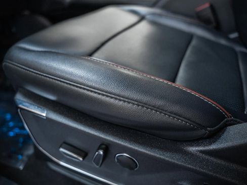 Used 2023 Ford F150 Lariat w/ Equipment Group 502A High image 44