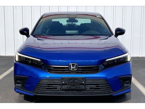 Used 2024 Honda Civic Sport image 3