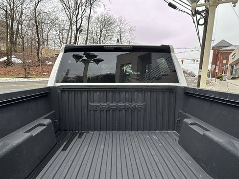 Used 2024 Toyota Tacoma SR5 image 9