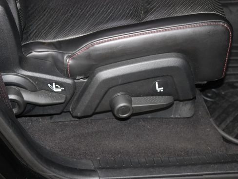 Used 2018 Dodge Journey GT FWD image 29