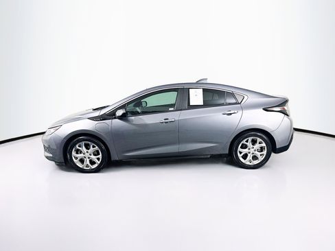 Used 2018 Chevrolet Volt Premier w/ Driver Confidence Package FWD image 4