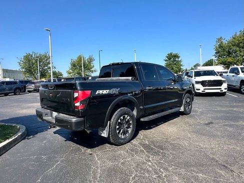 Used 2021 Nissan Titan PRO-4X w/ Pro-4x Convenience Package AWD/4WD image 14
