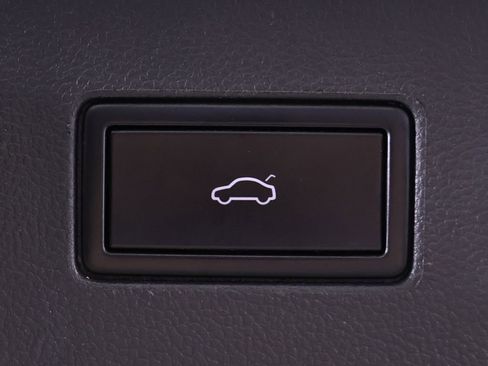 Used 2020 Volkswagen Atlas SE w/ Panoramic Sunroof Package image 57