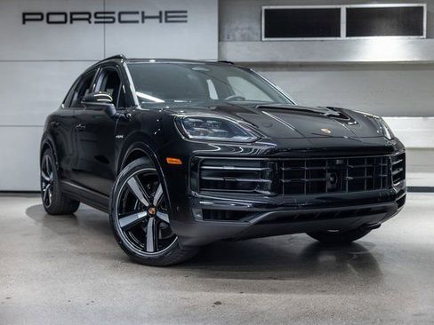 New 2026 Porsche Cayenne E-Hybrid AWD/4WD image 10