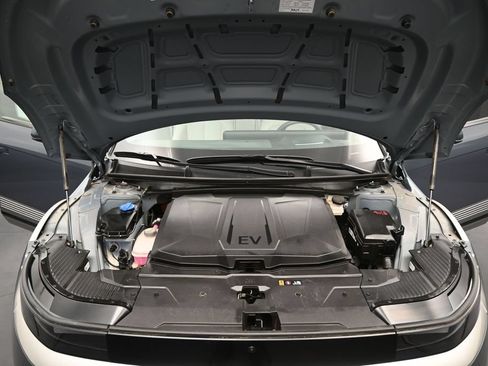Used 2025 Hyundai Ioniq 5 Limited RWD image 39