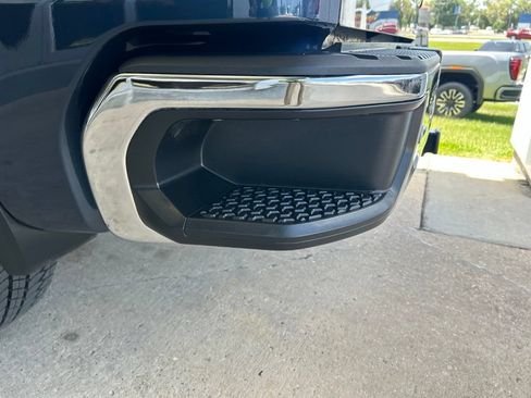 Used 2021 GMC Sierra 1500 SLT AWD/4WD image 11