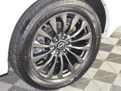 Used 2022 Nissan Armada Platinum w/ Captain's Chairs Package image 51