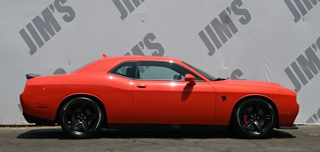 Used 2022 Dodge Challenger SRT Hellcat w/ Plus Package RWD image 7