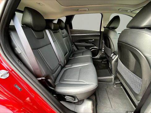Used 2024 Hyundai Tucson Limited AWD/4WD image 25