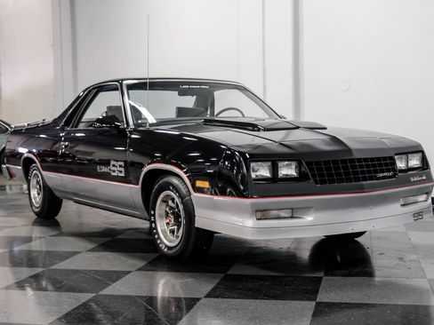 Used 1987 Chevrolet El Camino V8 RWD image 16
