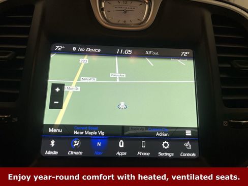 Used 2023 Chrysler 300 Touring L w/ Popular Equipment Group image 8