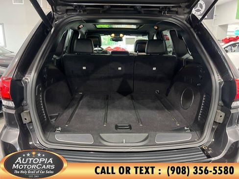 Used 2014 Jeep Grand Cherokee SRT w/ Trailer Tow Group IV AWD/4WD image 20