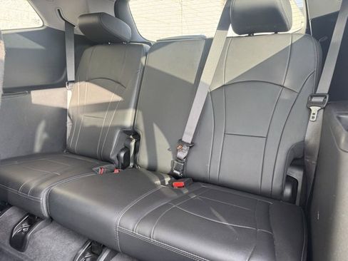 Used 2020 Buick Enclave Avenir w/ Avenir Technology Package image 25