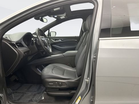 Used 2023 Buick Enclave Essence w/ Experience Buick Package image 11