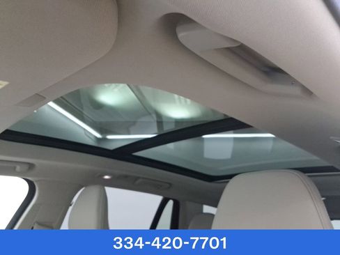 New 2025 Volvo XC90 T8 Plus w/ Protection Package Premier image 34