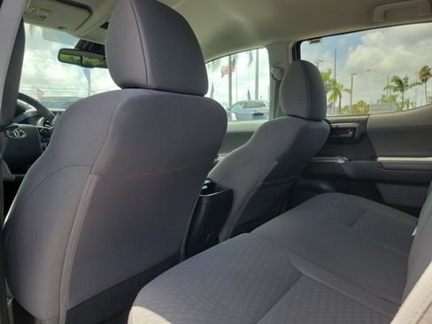 Used 2022 Toyota Tacoma SR5 w/ Technology Package RWD image 14