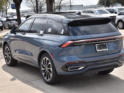 New 2026 Lincoln Nautilus Reserve AWD/4WD image 16