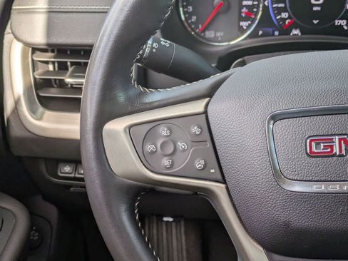 Used 2022 GMC Terrain Denali image 13