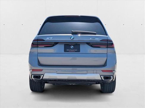 Used 2026 BMW X7 xDrive40i image 6