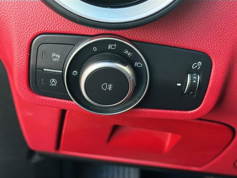 Used 2020 Alfa Romeo Stelvio image 35