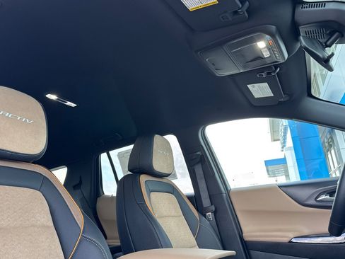 New 2025 Chevrolet Equinox ACTIV image 17