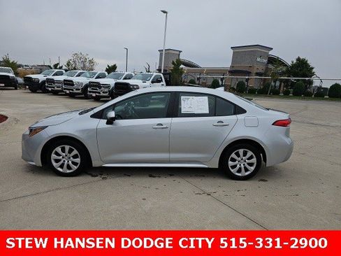 Used 2024 Toyota Corolla LE image 1