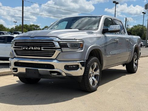 Used 2020 RAM 1500 Laramie AWD/4WD image 2