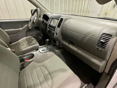 Used 2021 Nissan Frontier S RWD image 14