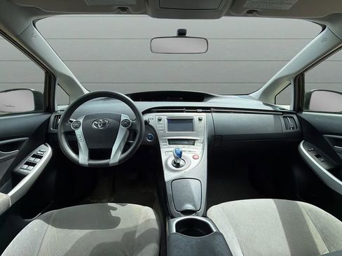 Used 2012 Toyota Prius Two FWD image 10