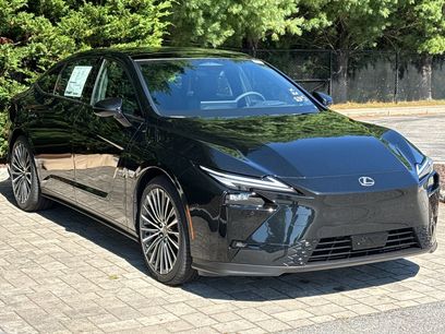 New 2026 Lexus ES 350e w/ Executive Package