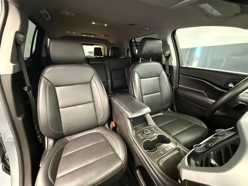 Used 2023 GMC Acadia SLT FWD image 73