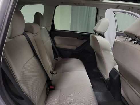 Used 2017 Subaru Forester 2.5i Premium w/ All-Weather Package AWD/4WD image 29