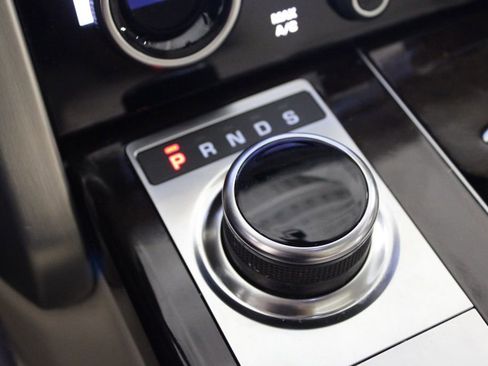 Used 2020 Land Rover Range Rover Long Wheelbase HSE image 25