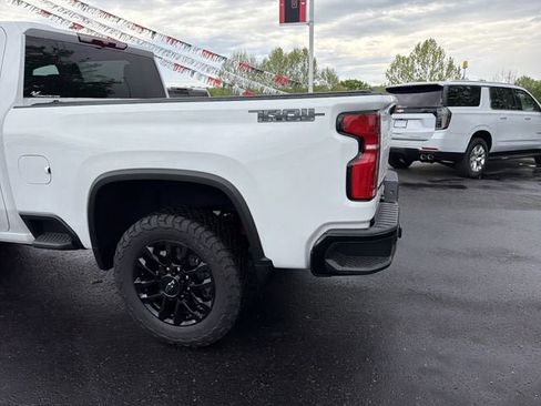 New 2026 Chevrolet Silverado 2500 LT w/ Trail Boss Package AWD/4WD image 7