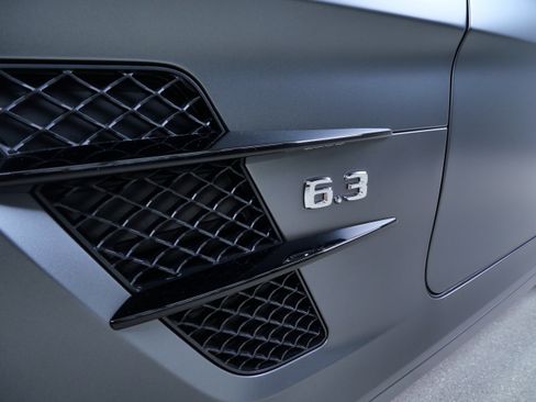 Used 2015 Mercedes-Benz SLS AMG GT Final Edition image 14