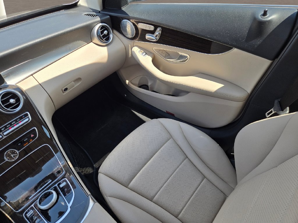 Used 2020 Mercedes-Benz C 300 Sedan image 14