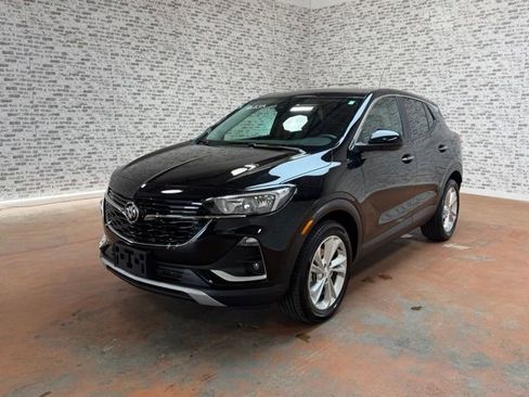 Used 2022 Buick Encore GX Preferred w/ Cold Weather Comfort Package FWD image 3