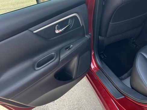 Used 2018 Nissan Altima 2.5 SR w/ SR Special Edition FWD image 7