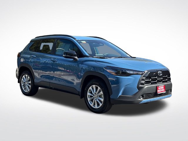 Certified 2026 Toyota Corolla Cross LE FWD image 4