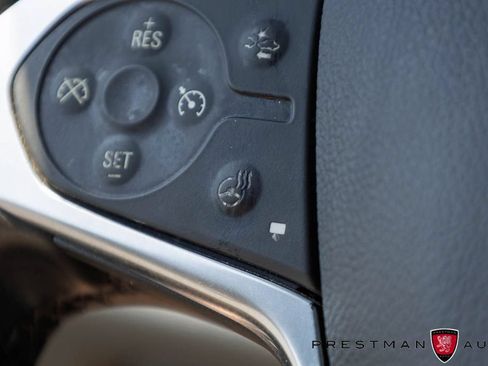 Used 2023 Chevrolet Traverse Premier w/ Redline Edition FWD image 13