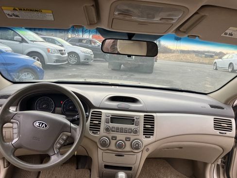 Used 2007 Kia Optima LX image 19