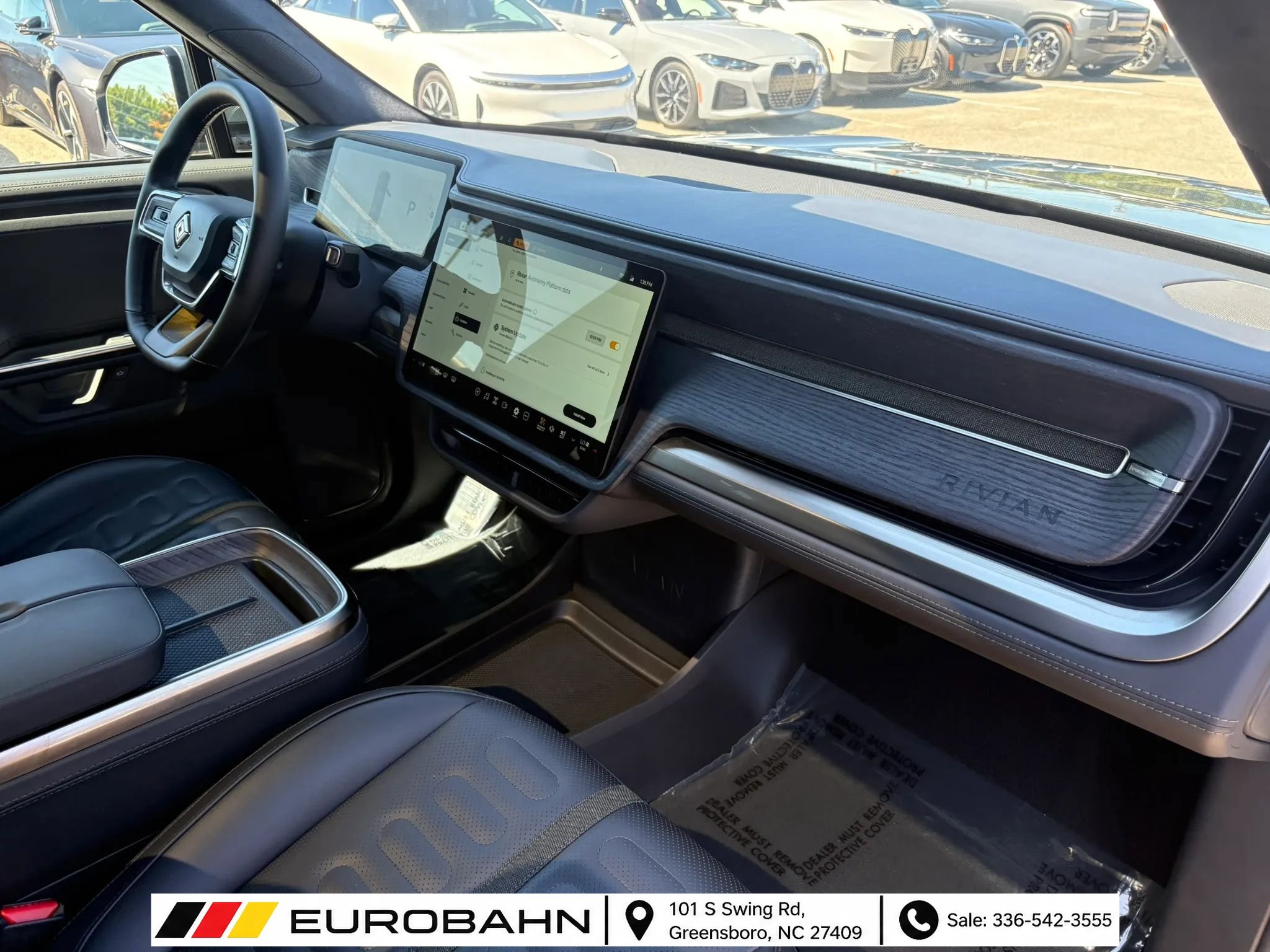 Used 2025 Rivian R1S Adventure Dual AWD/4WD image 17