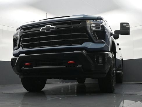 Used 2026 Chevrolet Silverado 2500 LT w/ Trail Boss Package AWD/4WD image 31