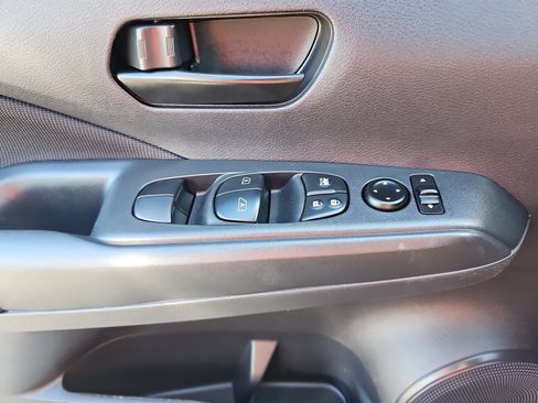 Used 2023 Nissan Kicks S FWD image 23